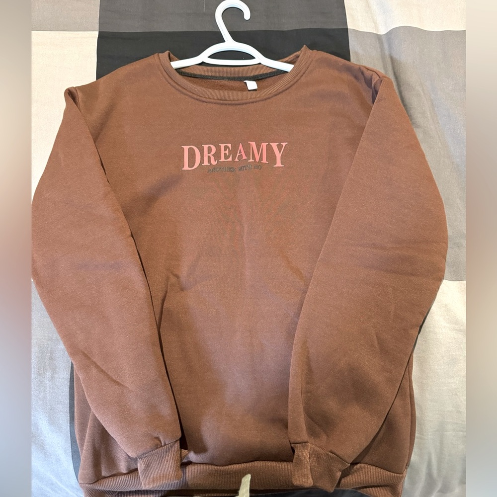 Sweatshirt - Picture 1 of 1